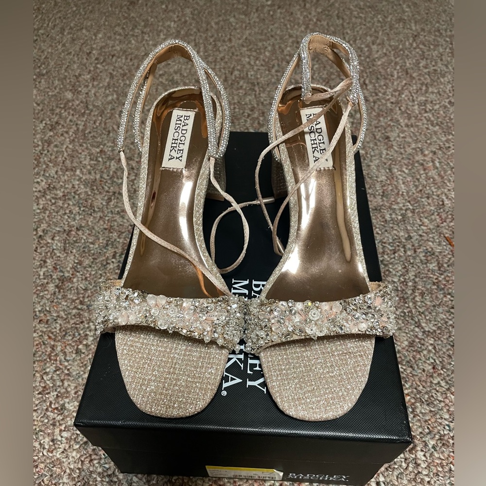 Badgely Mischka Jeweled Kay Heel in Pale Gold - Picture 6 of 12
